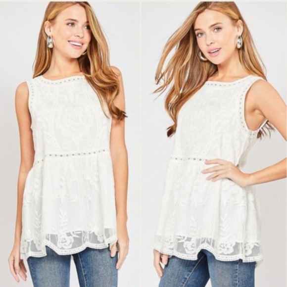 entro Tops - Entro Beautiful Flowy Sleeveless White Lace Top with Lining//S//Empire Waist